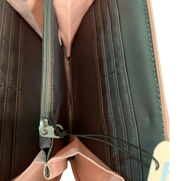 GROVIA™ Hie Wallet V2 Pink Assume tribal Design Perfect For The Mom On The Go - Picture 2 of 3